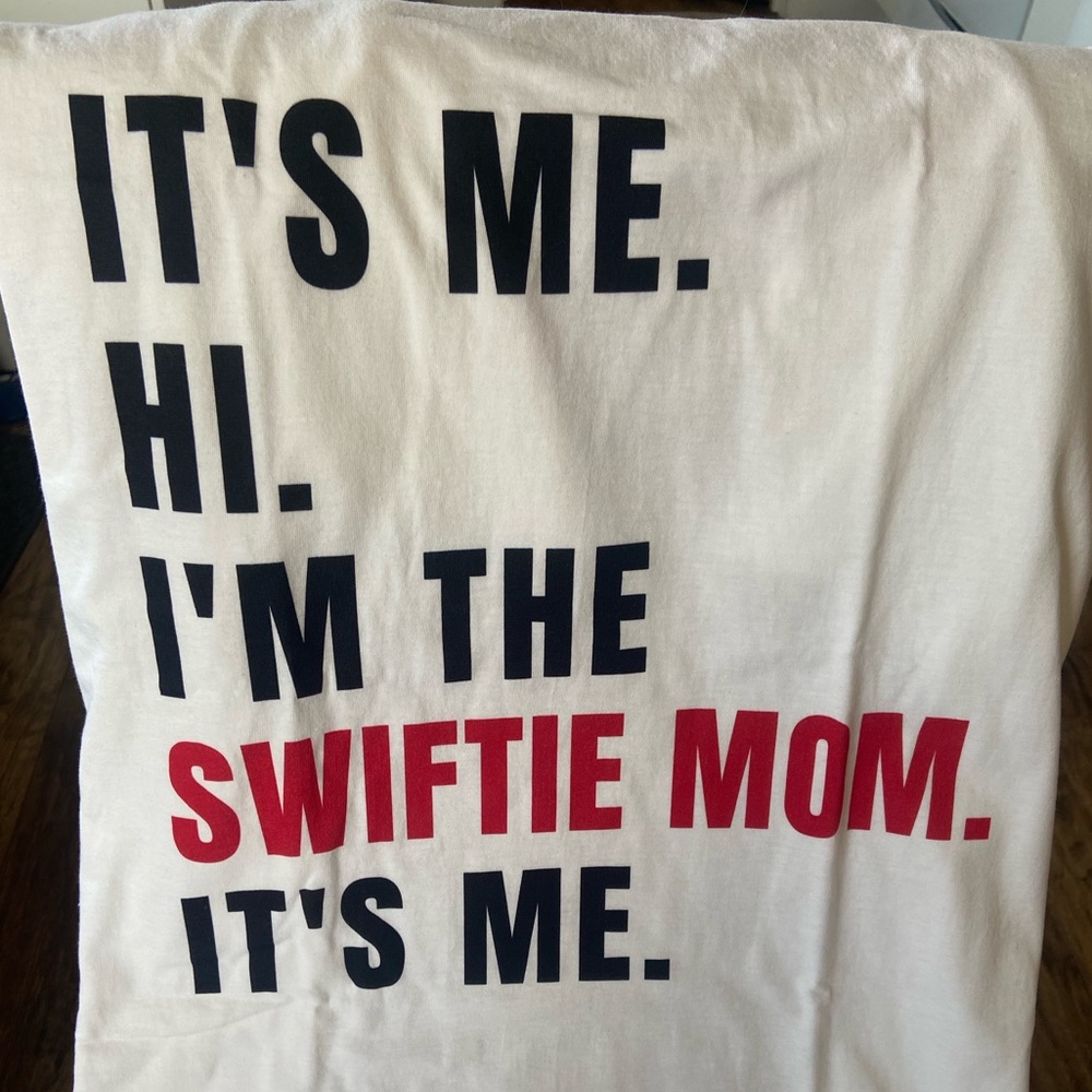 Taylor Swift Swiftie Mom Tee